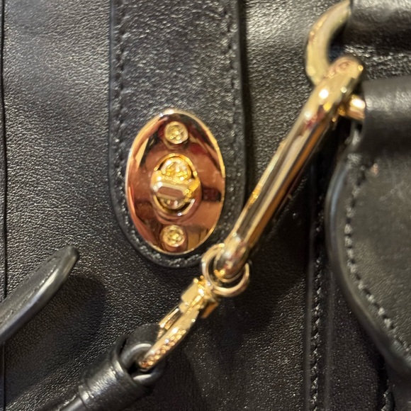 Vintage Coach New York cross body or handles , used but pristine w certificate - Picture 6 of 11